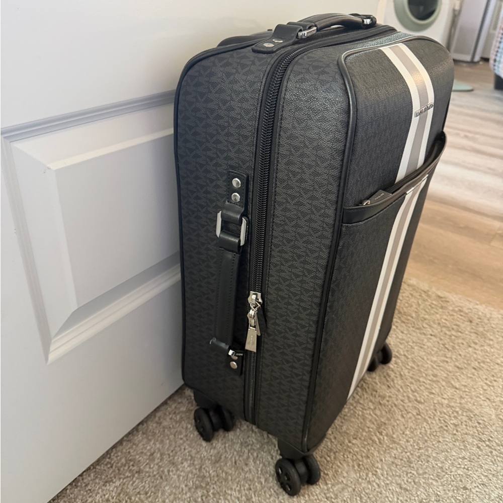 Michael Kors Bedford Suitcase - Picture 8 of 13